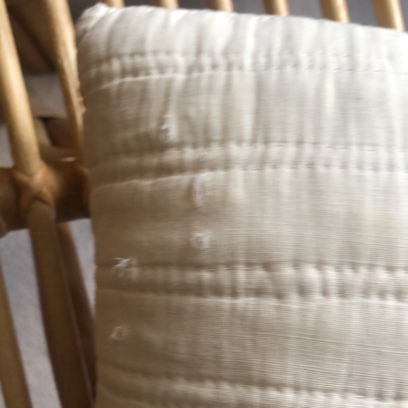 Vintage pillow created from vintage quilt. Unique, one of a kind. - Picture 4 of 9